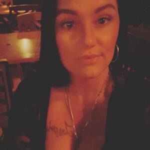 Meet your Posher, Holly